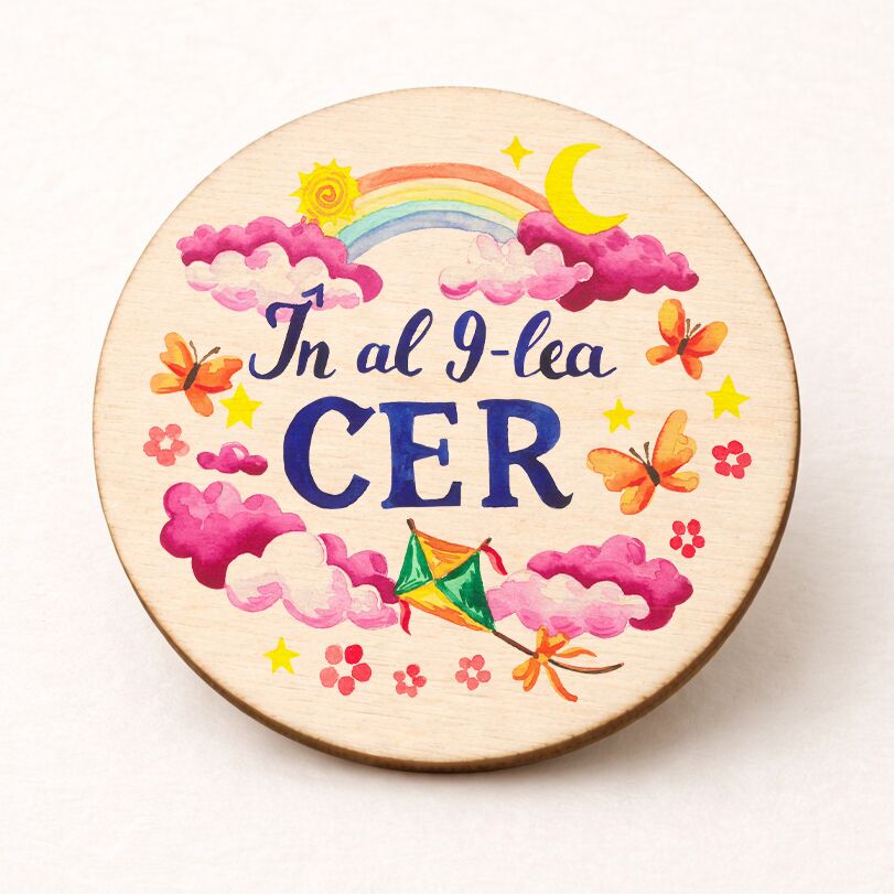 Broșă veselă "În al 9-lea cer" - imagine 1